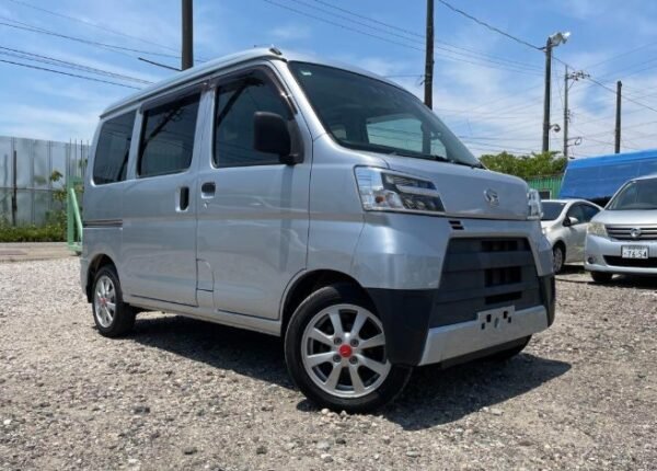D.Hijet Cargo - 4WD - Image 2