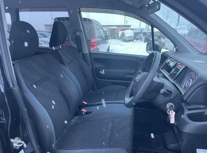 Honda Life Diva - 2WD - Image 6