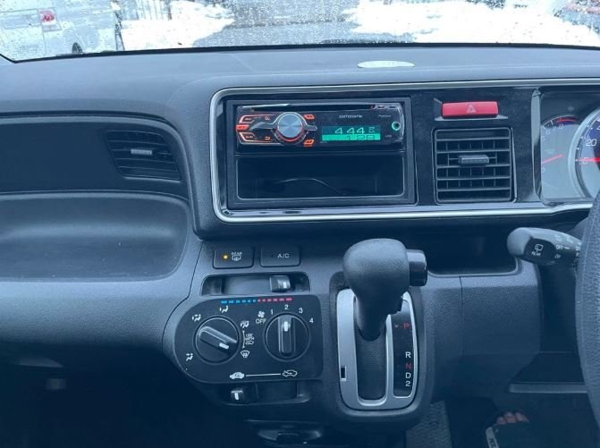 Honda Life Diva - 2WD - Image 8