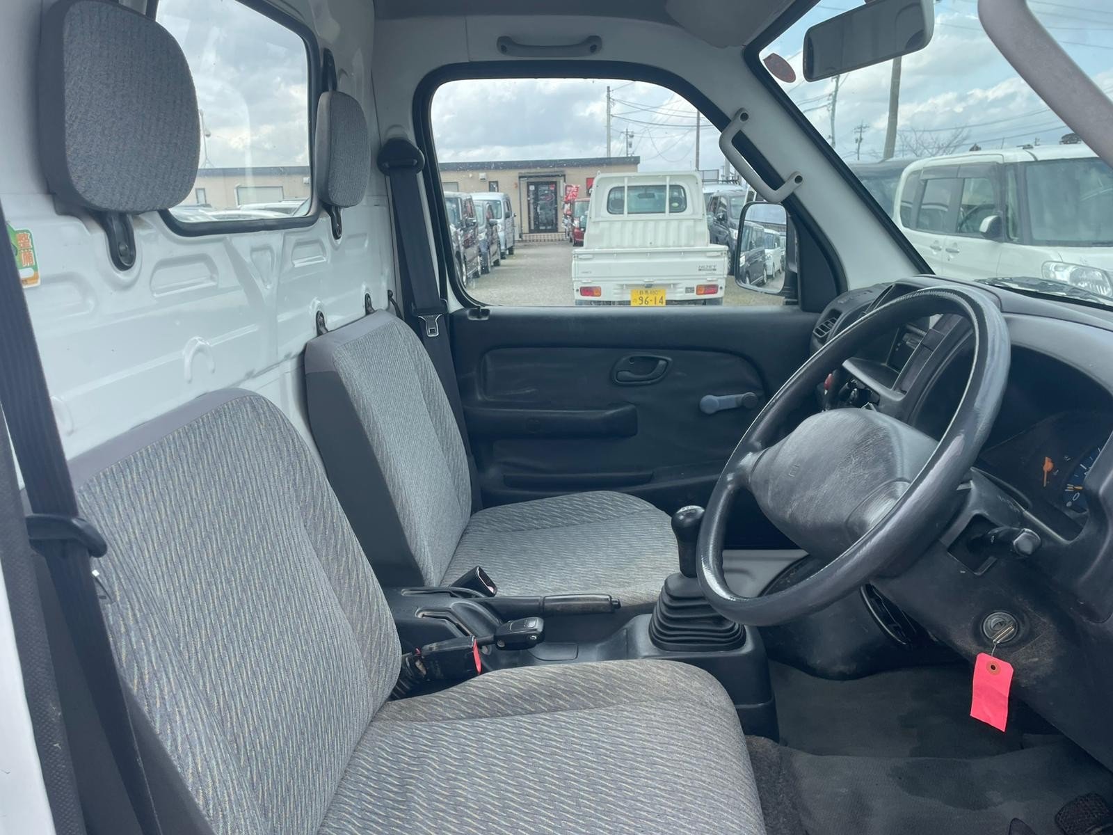 Suzuki Carry KU- 4WD - Image 5