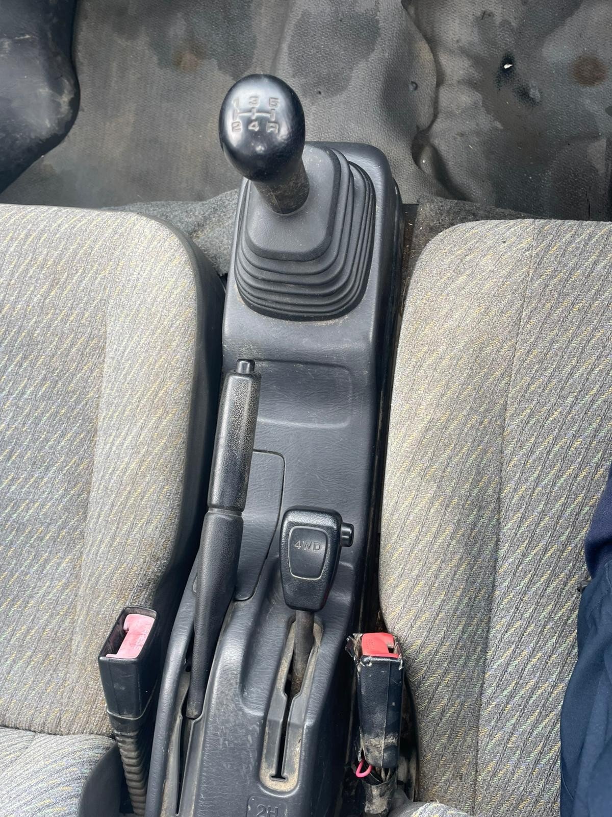 Suzuki Carry KU- 4WD - Image 8