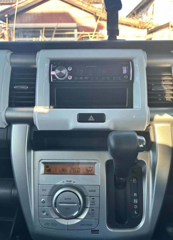 Suzuki Hustler G- 2WD - Image 9