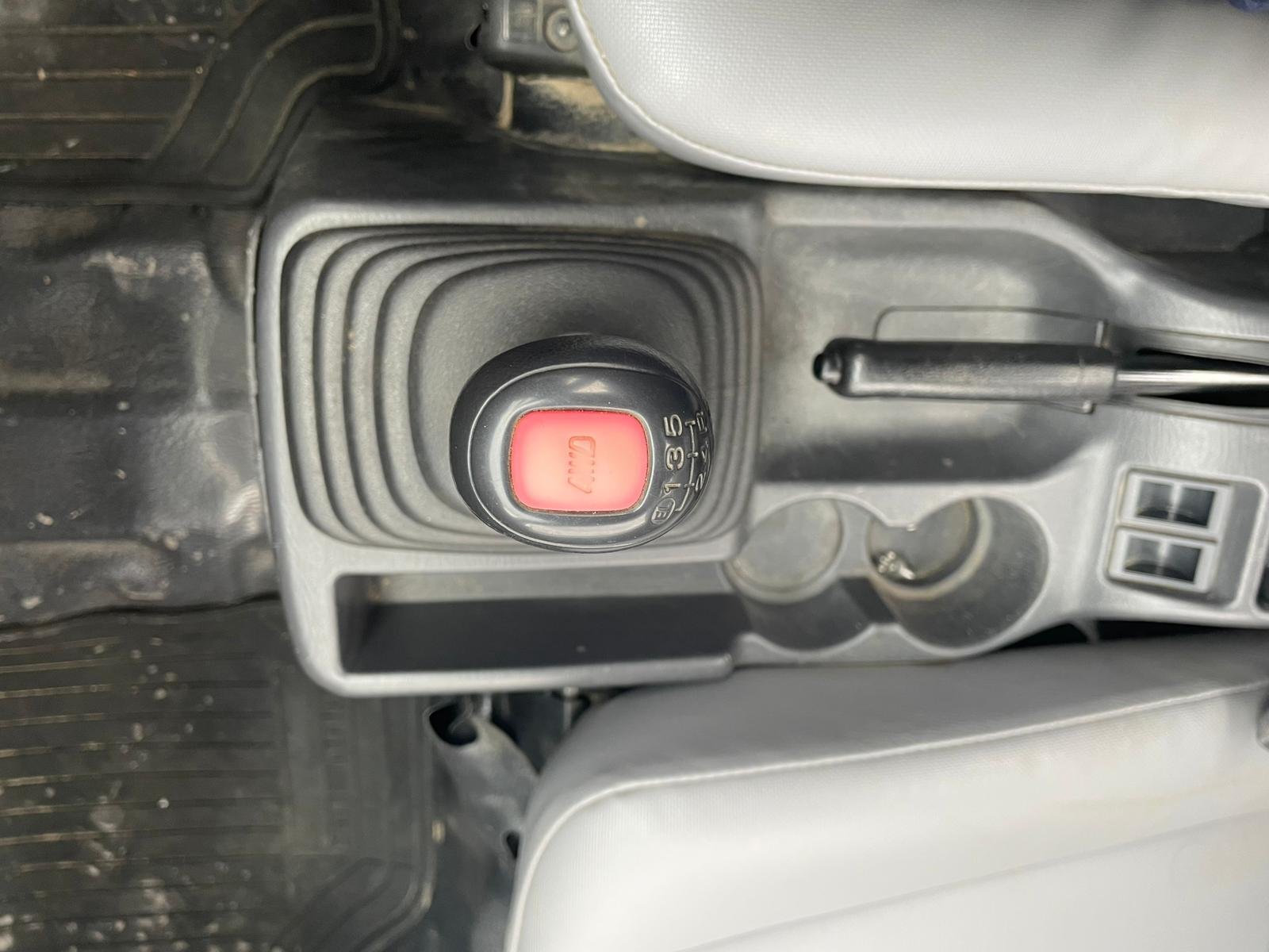 Subaru Sambar TC - 4WD - Image 9